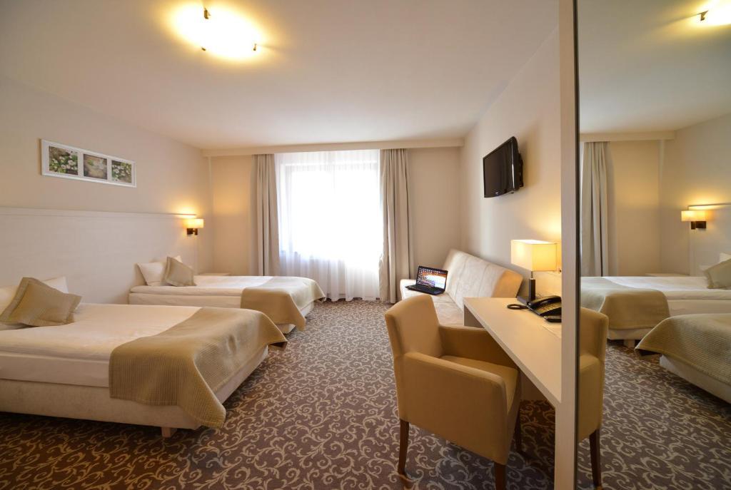 Hotel Camelot Szczawno-Zdroj Room photo